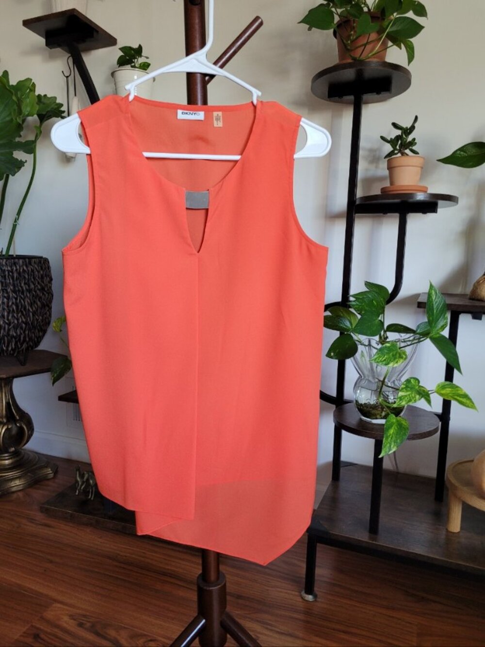 DKNY Coral Orange Metal Hardware Keyhole Sleeveless Asymmetric Chiffon Tank, S